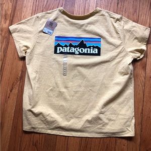 Patagonia womens P-6 logo responsibili-tee short sleeve shirt / XXL / NWT